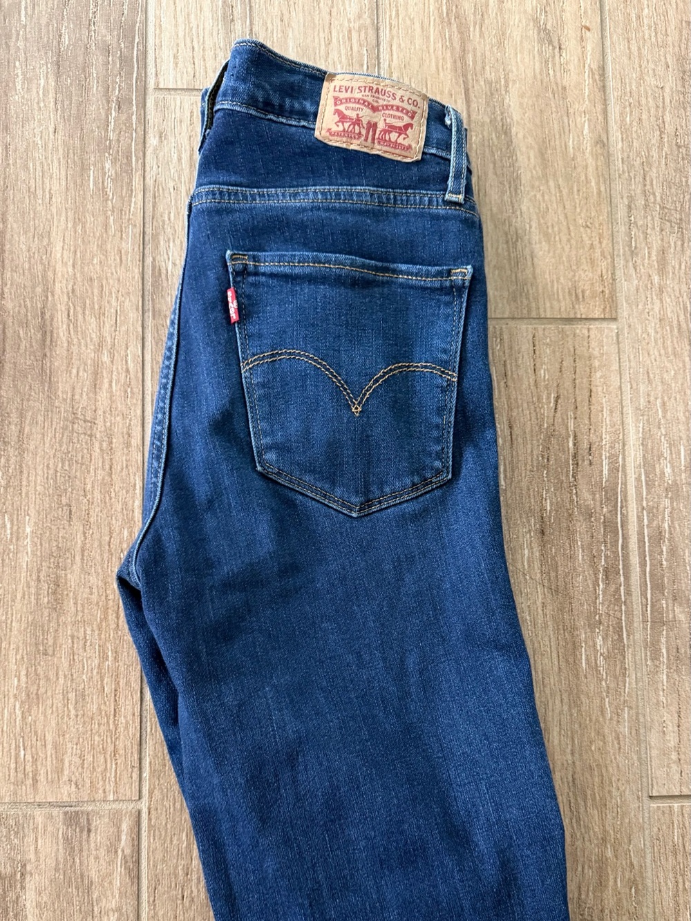 Levi's 724 size 26, high rise Jeans